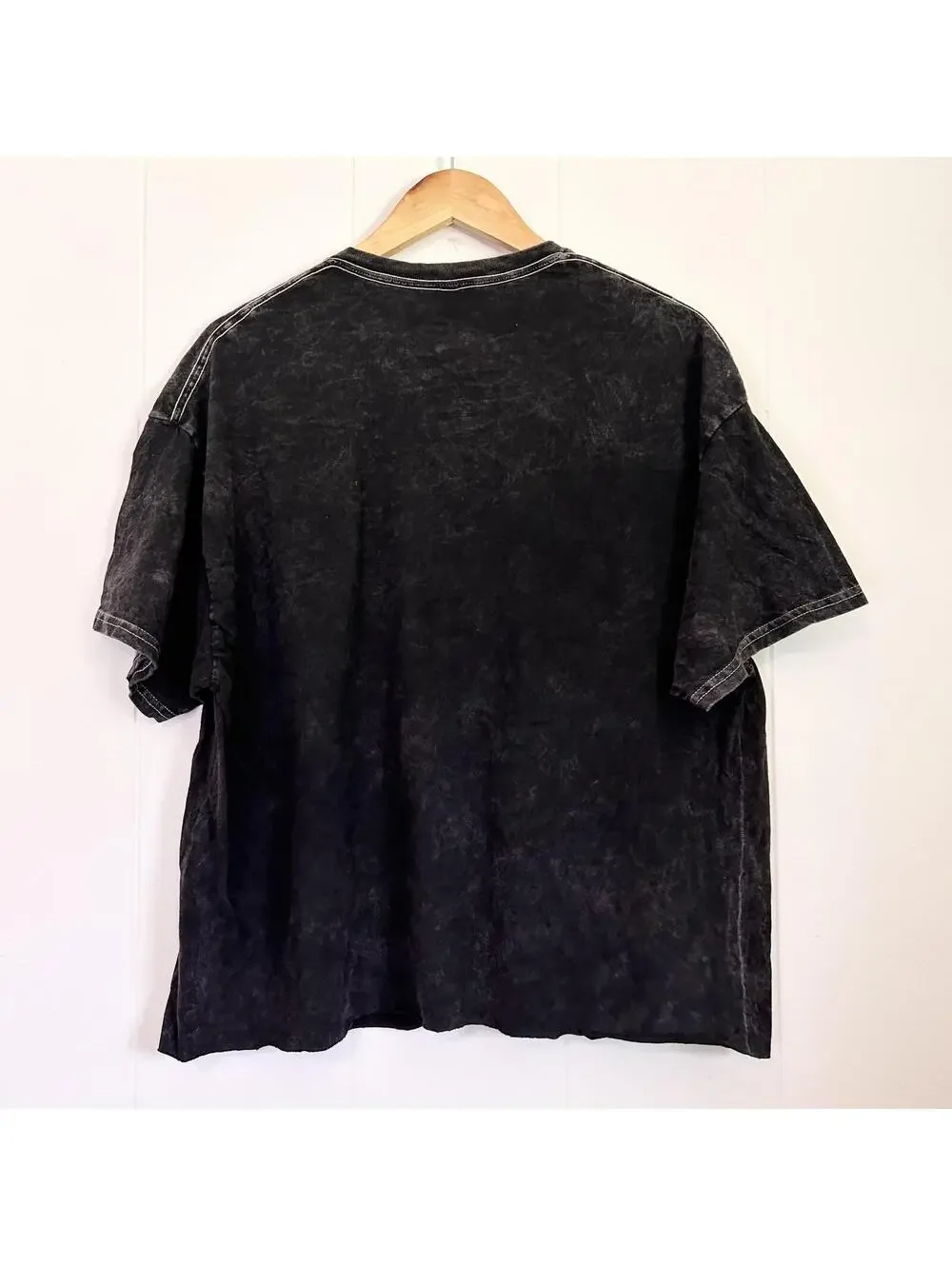 Bratz Graphic Acid Wash Short Sleeve Cropped Tee T-Shirt Women's XL - Picture 2 of 3